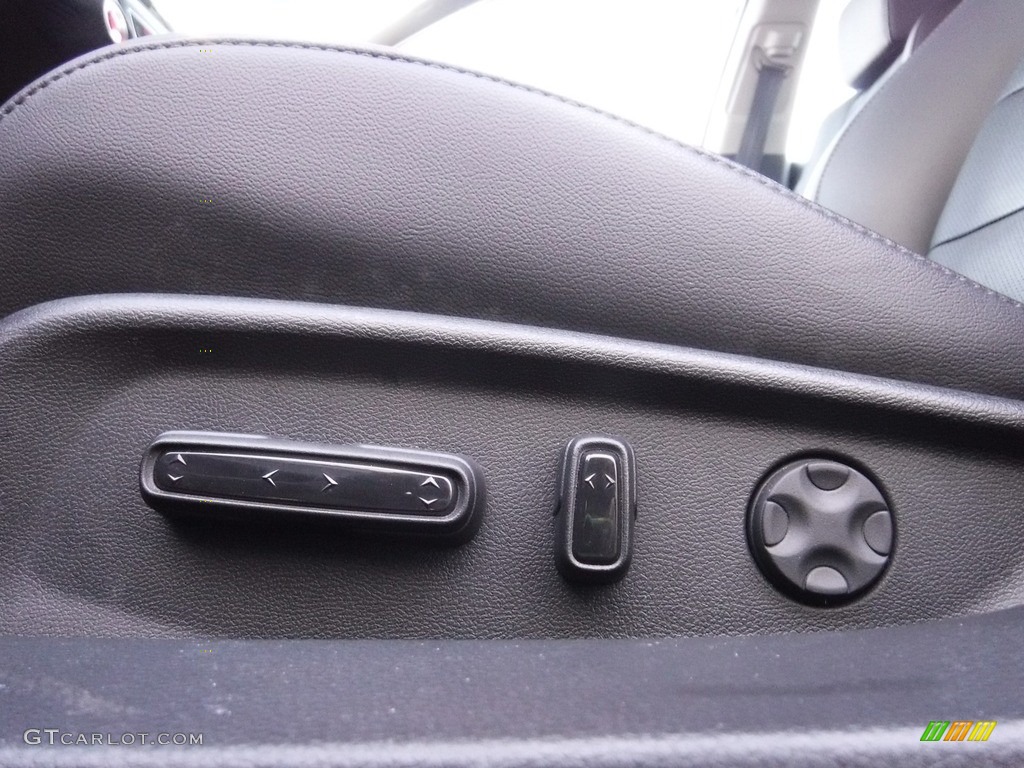 2021 Accord Touring - Sonic Gray Pearl / Black photo #17