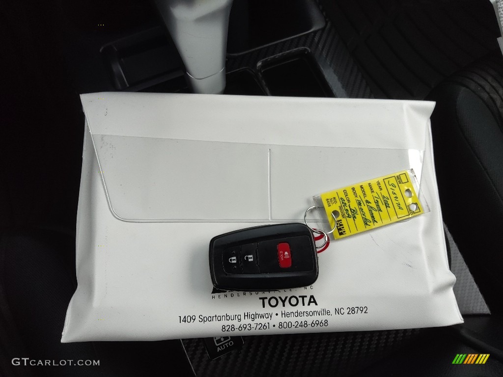2022 Toyota 4Runner TRD Off Road 4x4 Keys Photo #145312514