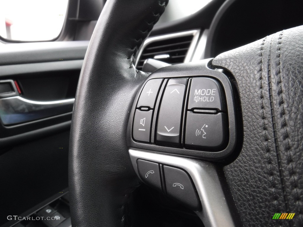 2019 Highlander XLE AWD - Blizzard Pearl White / Black photo #4