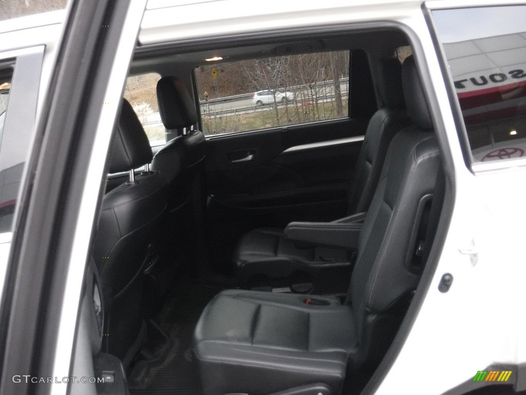 2019 Highlander XLE AWD - Blizzard Pearl White / Black photo #24