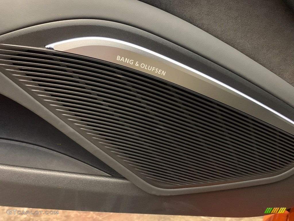 2021 Audi TT RS 2.5T quattro Coupe Audio System Photos