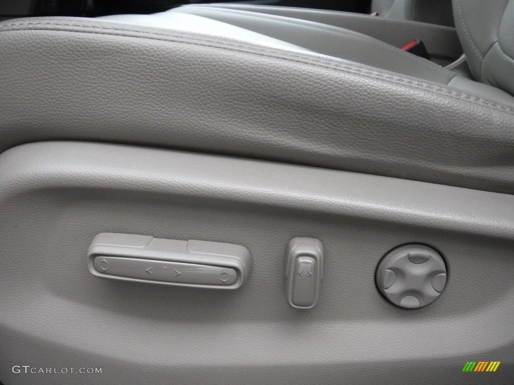 2019 Odyssey EX-L - White Diamond Pearl / Gray photo #21