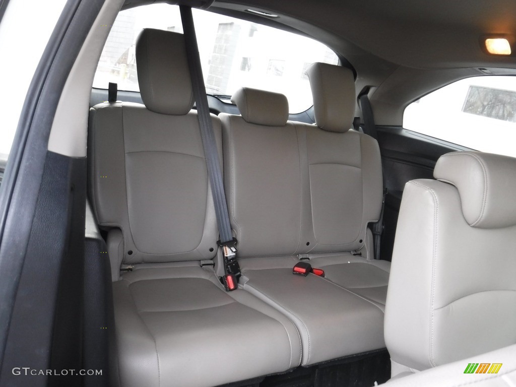 2019 Odyssey EX-L - White Diamond Pearl / Gray photo #28
