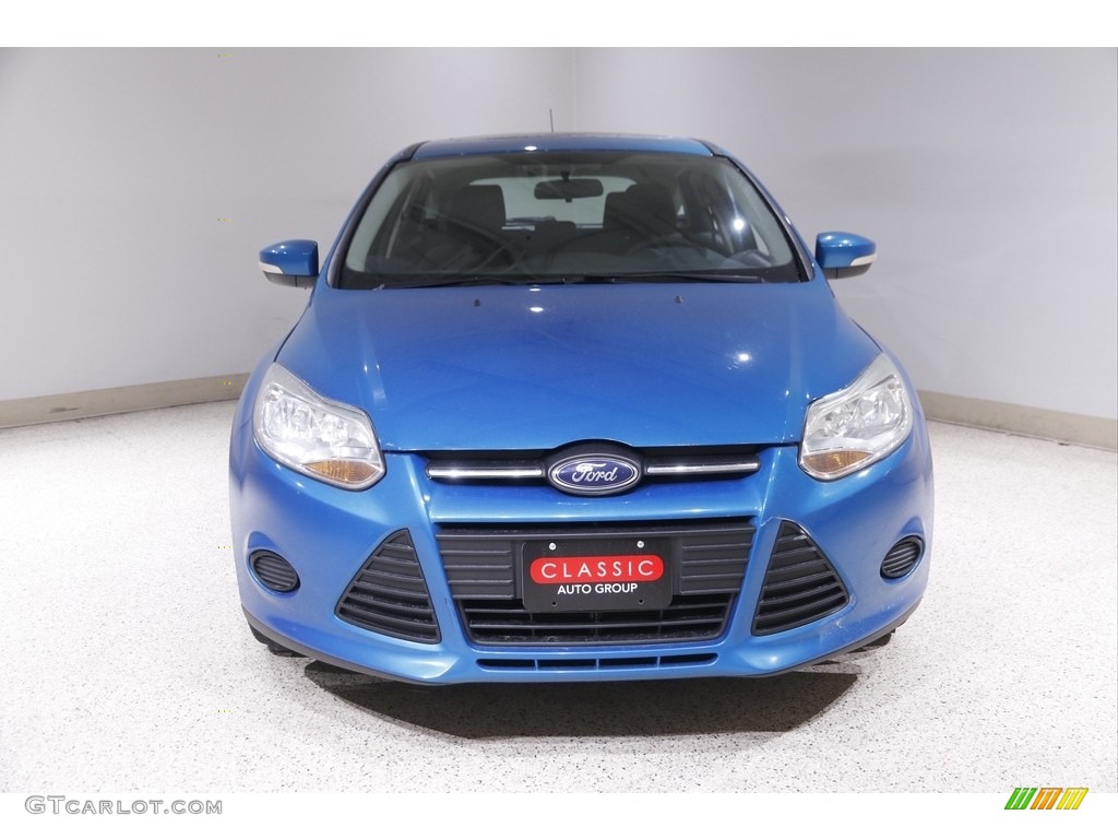 2014 Focus SE Hatchback - Blue Candy / Charcoal Black photo #2