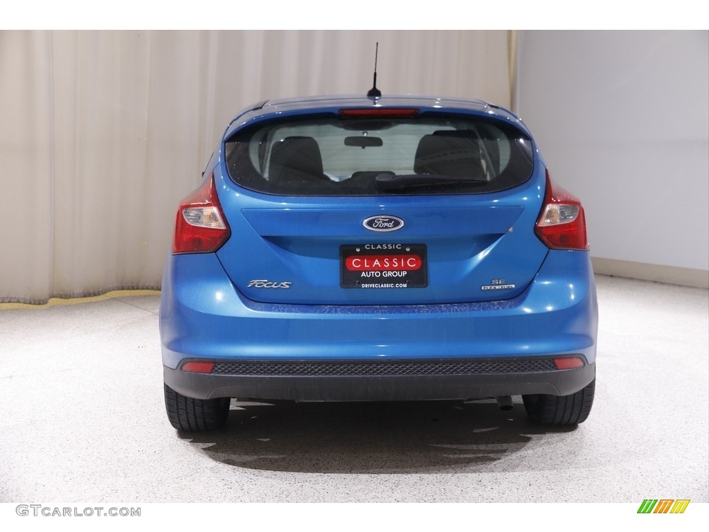 2014 Focus SE Hatchback - Blue Candy / Charcoal Black photo #17
