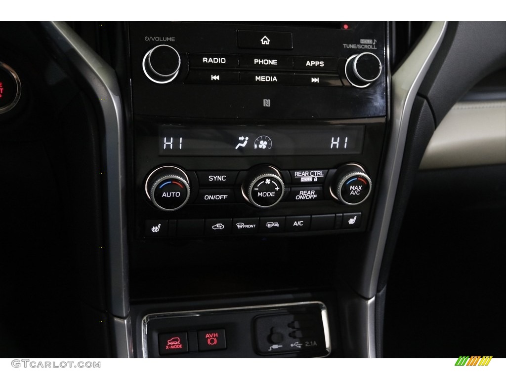2021 Subaru Ascent Limited Controls Photo #145315167