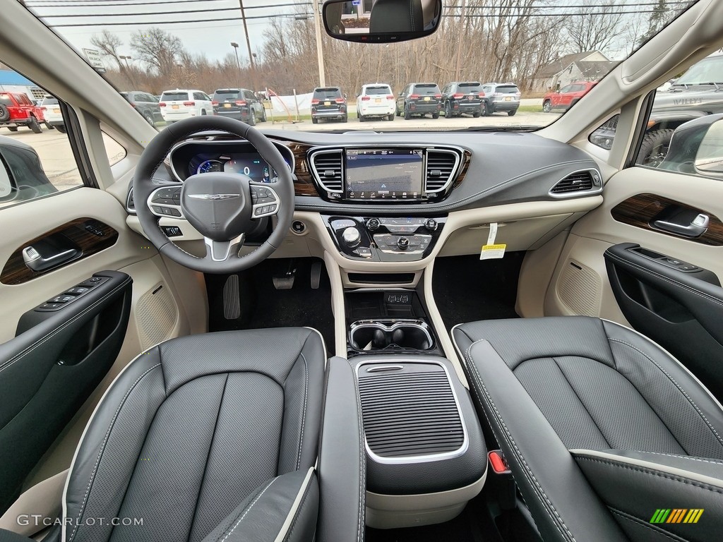 2022 Chrysler Pacifica Hybrid Limited Interior Color Photos