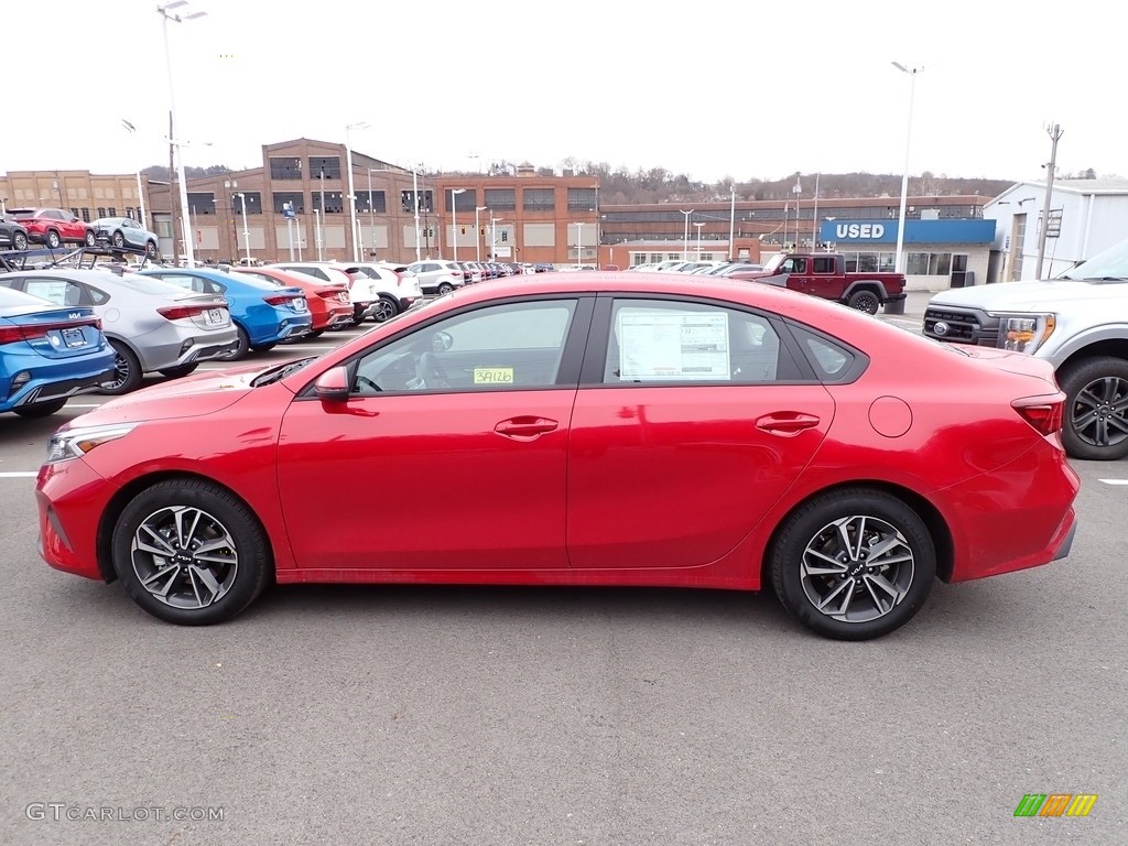 2023 Forte LXS - Currant Red / Black photo #5