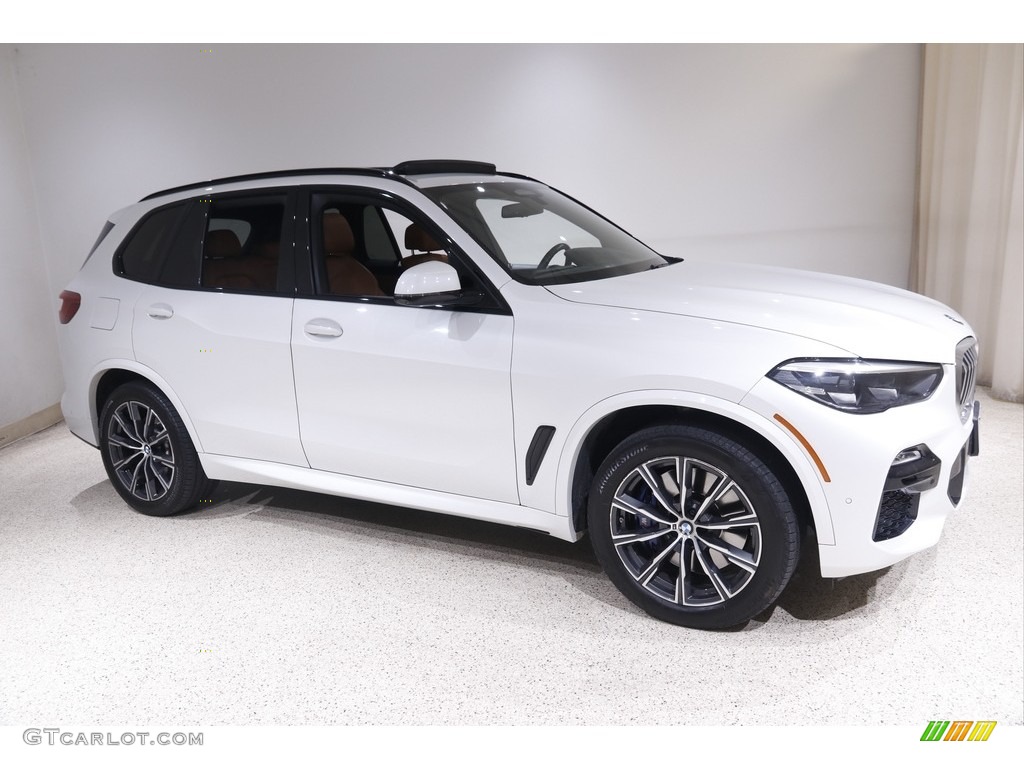 Mineral White Metallic BMW X5