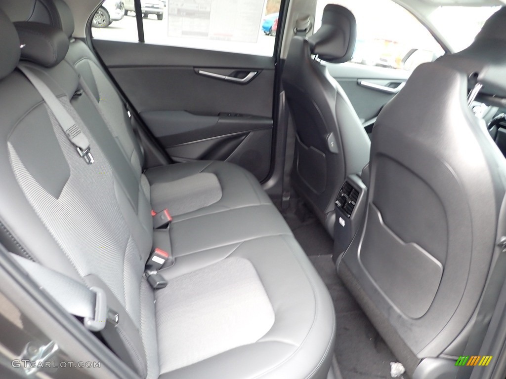 Charcoal Interior 2023 Kia Niro EX Hybrid Photo #145316622
