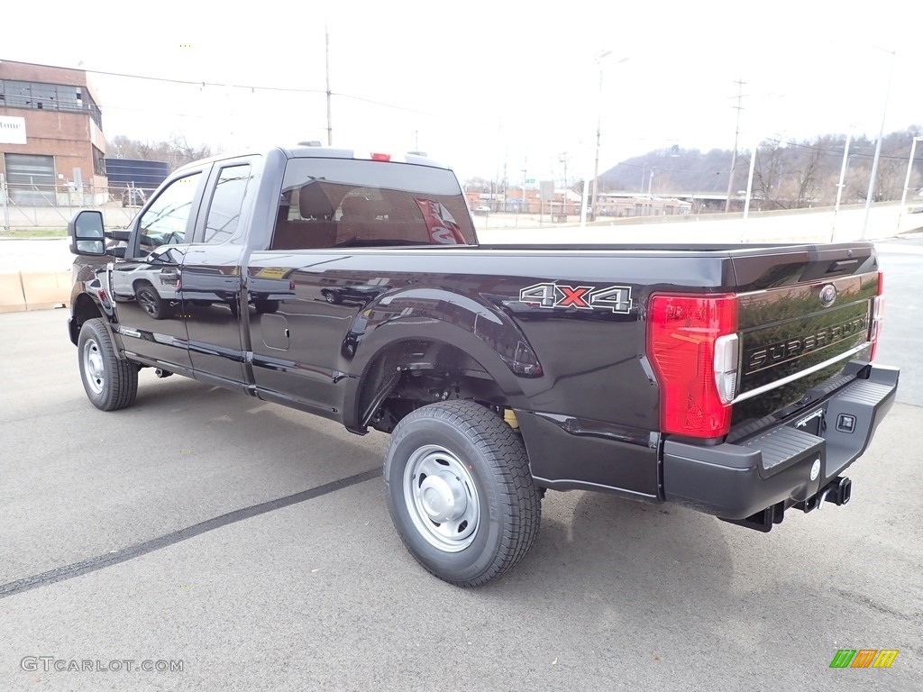2022 F250 Super Duty XL SuperCab 4x4 - Agate Black / Medium Earth Gray photo #6
