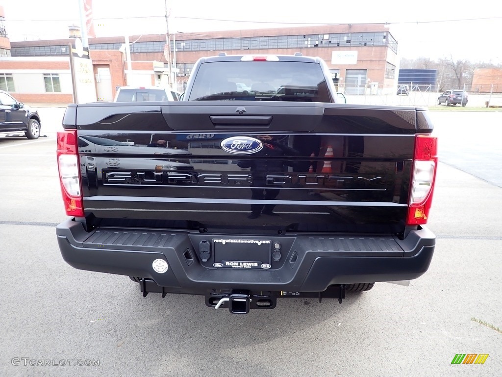 2022 F250 Super Duty XL SuperCab 4x4 - Agate Black / Medium Earth Gray photo #7