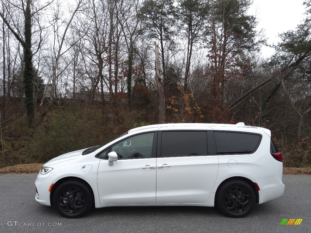 Bright White Chrysler Pacifica