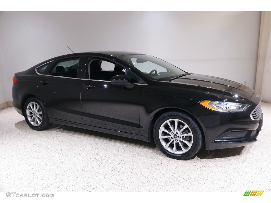 2017 Fusion SE - Shadow Black / Ebony photo #1