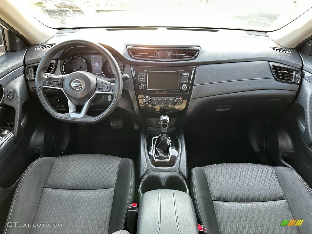 Charcoal Interior 2018 Nissan Rogue S Photo #145318230