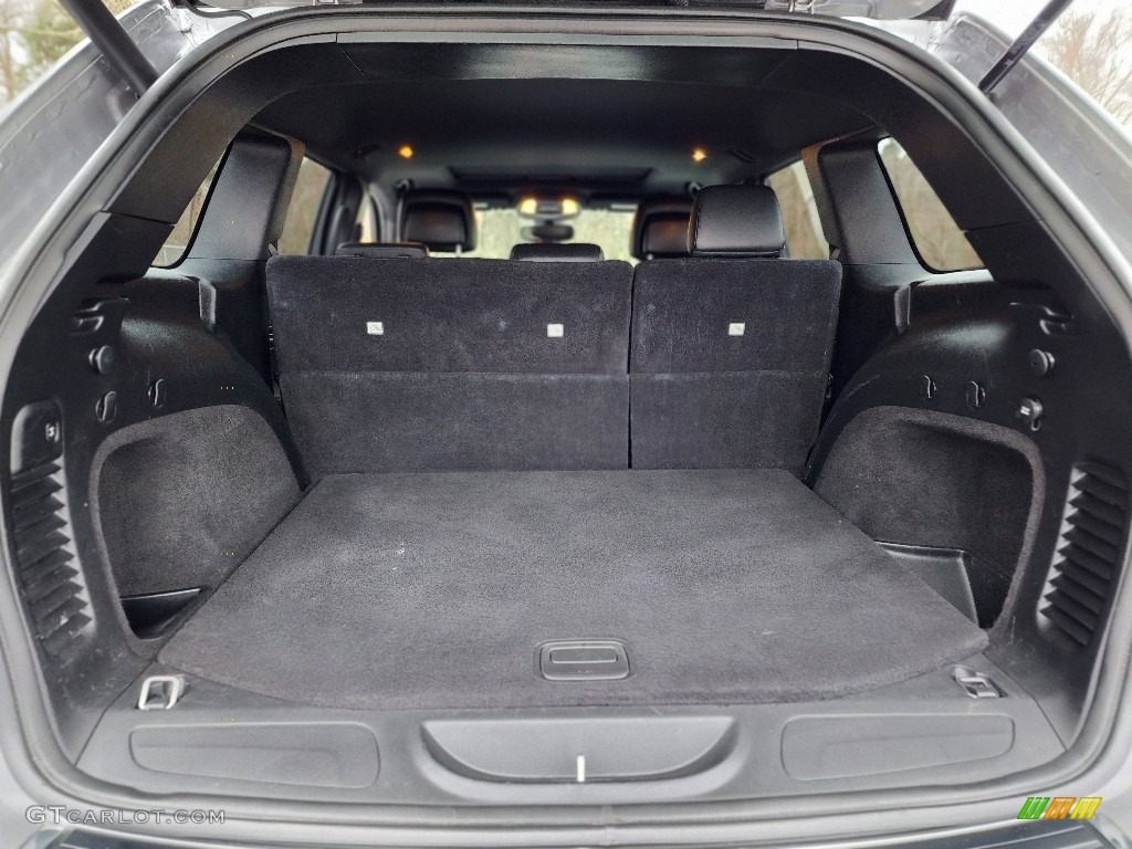 2021 Jeep Grand Cherokee Limited 4x4 Trunk Photos