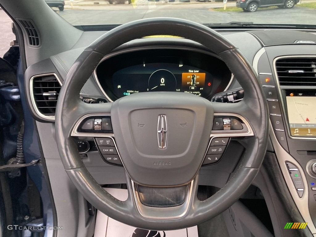 2019 Lincoln Nautilus Reserve AWD Slate Steering Wheel Photo #145324351