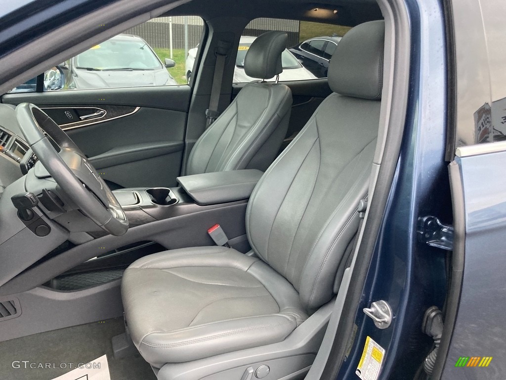 2019 Lincoln Nautilus Reserve AWD Interior Color Photos