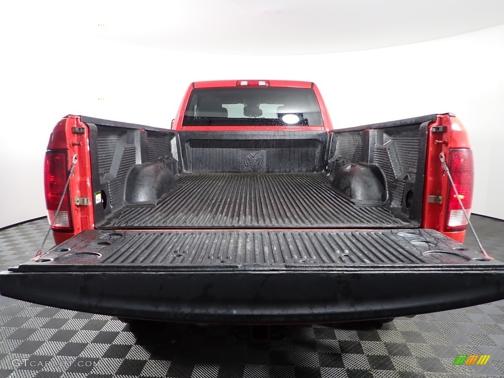 2014 3500 Tradesman Crew Cab 4x4 - Flame Red / Black/Diesel Gray photo #7