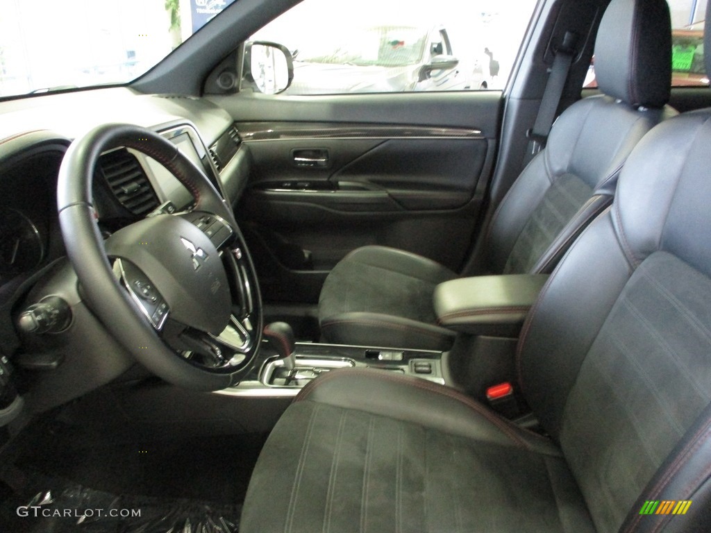 2020 Mitsubishi Outlander LE S-AWC Interior Color Photos