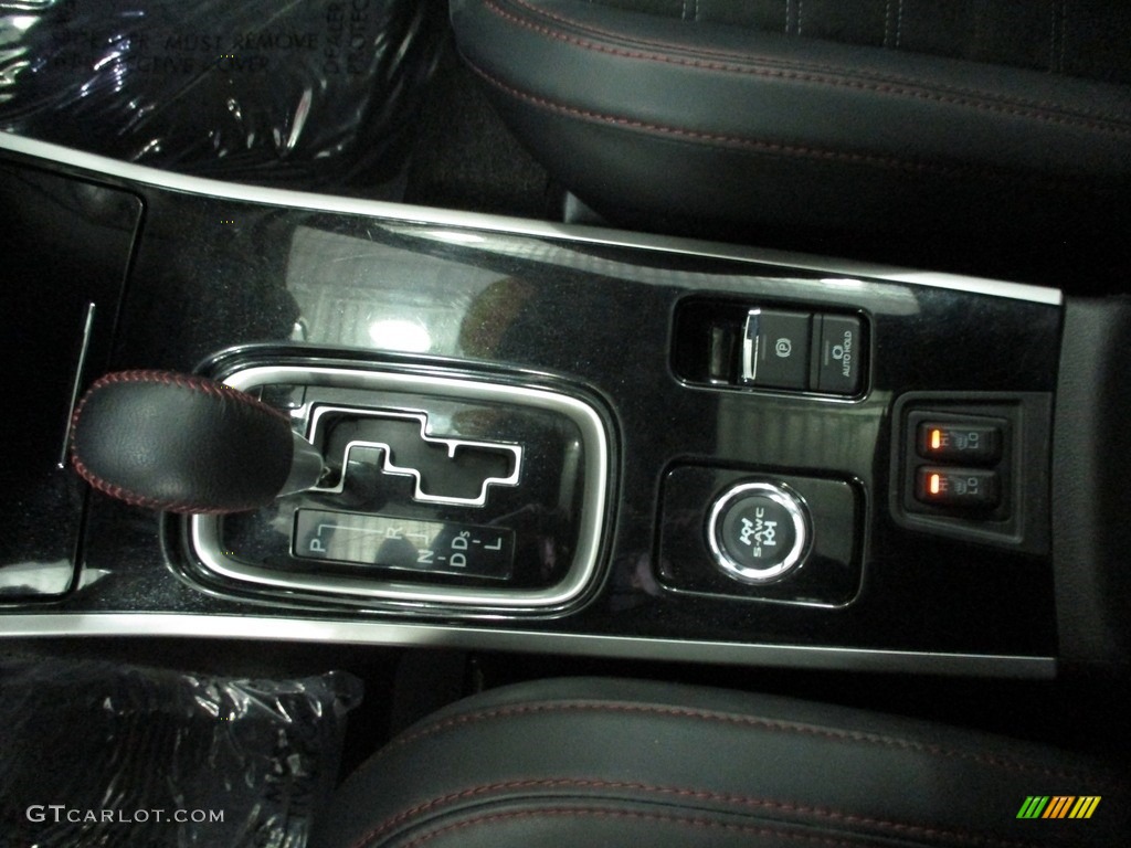 2020 Mitsubishi Outlander LE S-AWC Transmission Photos