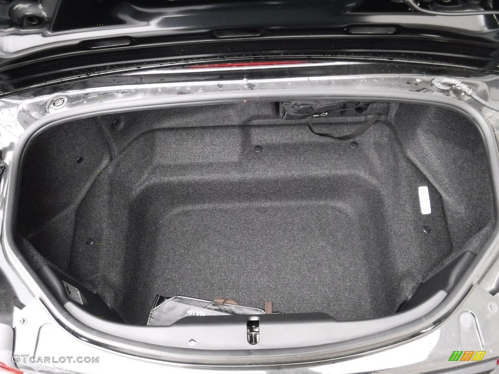 2022 Mazda MX-5 Miata Grand Touring Trunk Photos