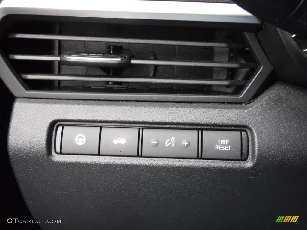 2019 Altima SL - Pearl White / Charcoal photo #17