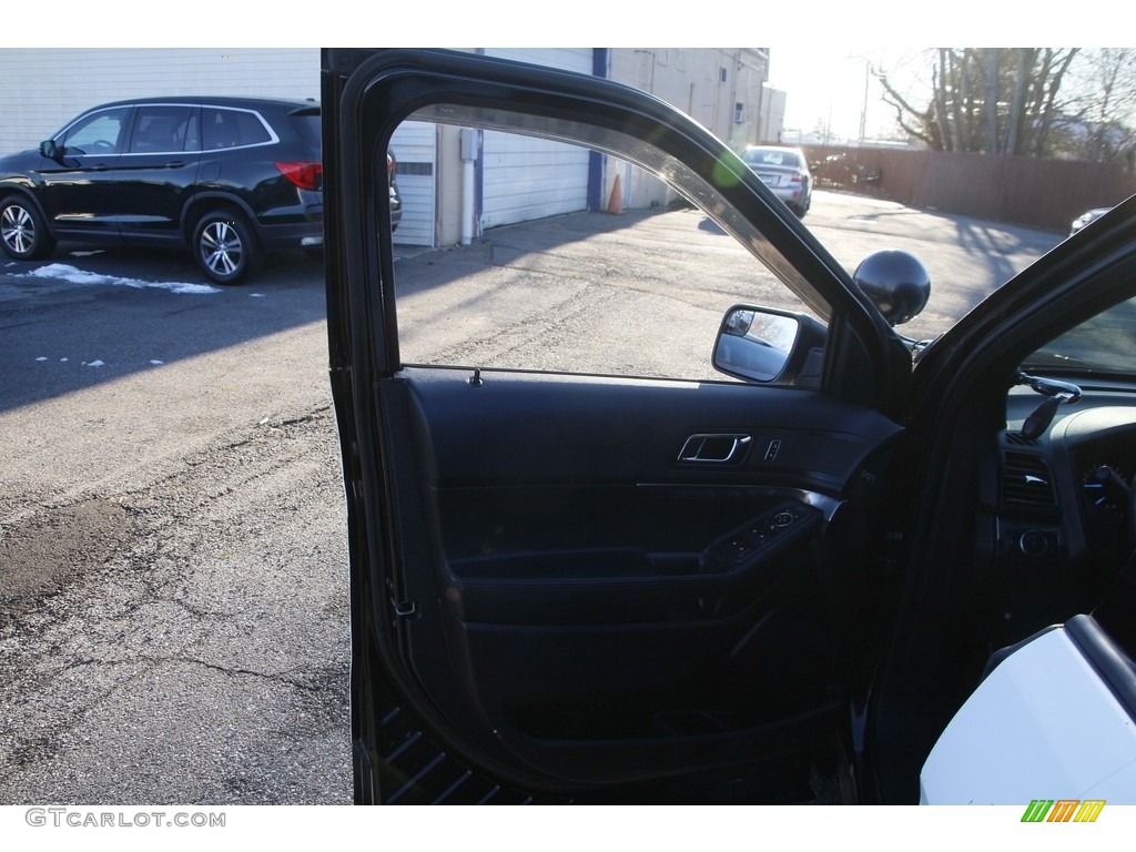 2016 Explorer Police Interceptor 4WD - Shadow Black / Ebony Black photo #9