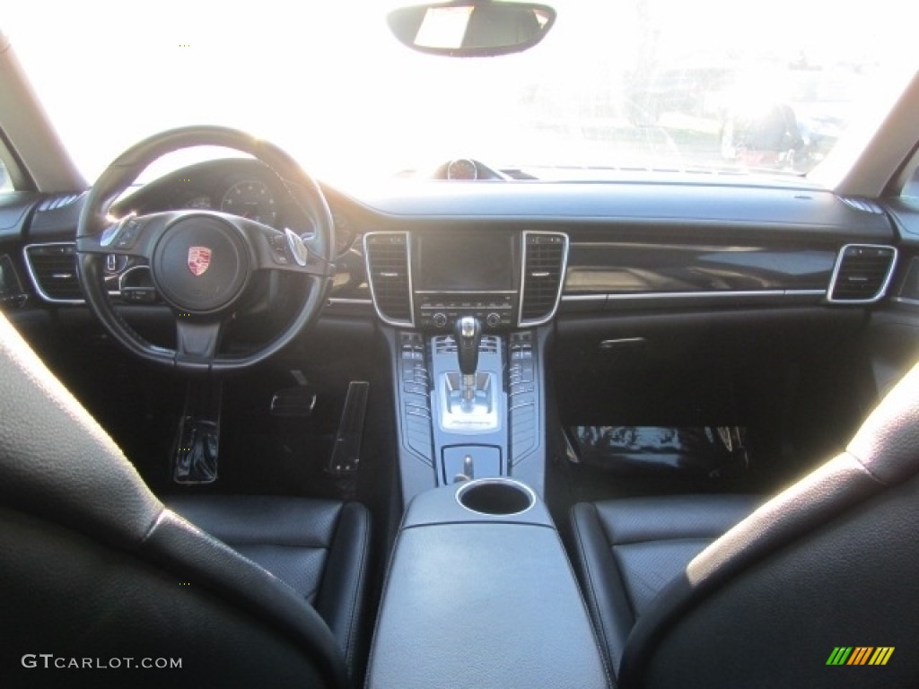 2015 Panamera  - White / Black photo #13