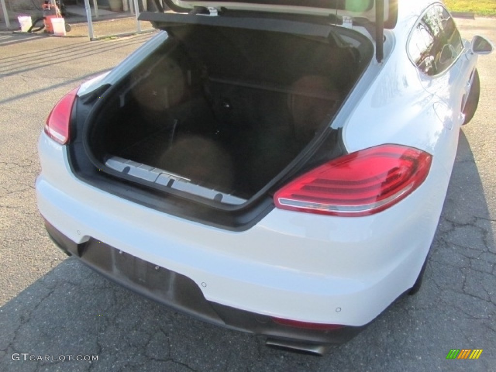 2015 Panamera  - White / Black photo #21