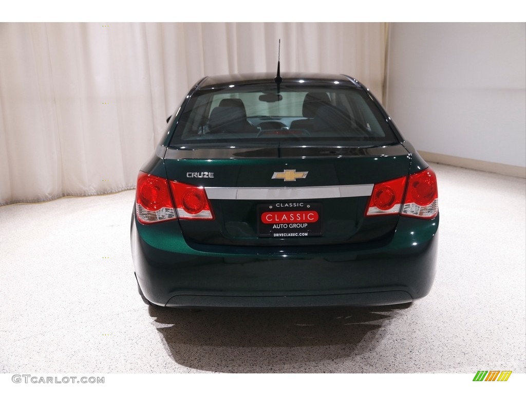 2014 Cruze LS - Rainforest Green Metallic / Jet Black/Medium Titanium photo #16