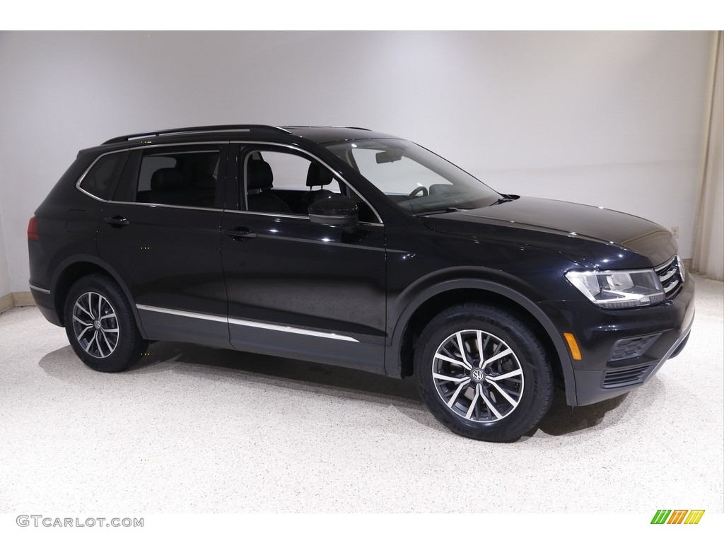 Deep Black Pearl 2020 Volkswagen Tiguan SE Exterior Photo #145329061