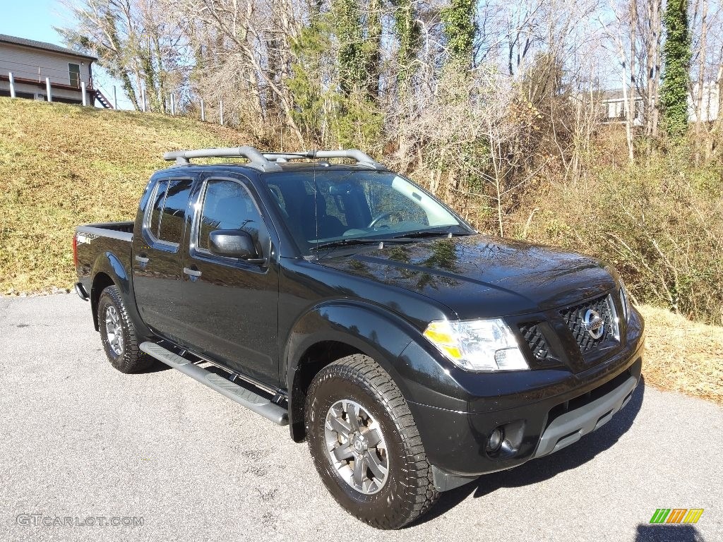 2020 Nissan Frontier Pro-4X Crew Cab 4x4 Exterior Photos