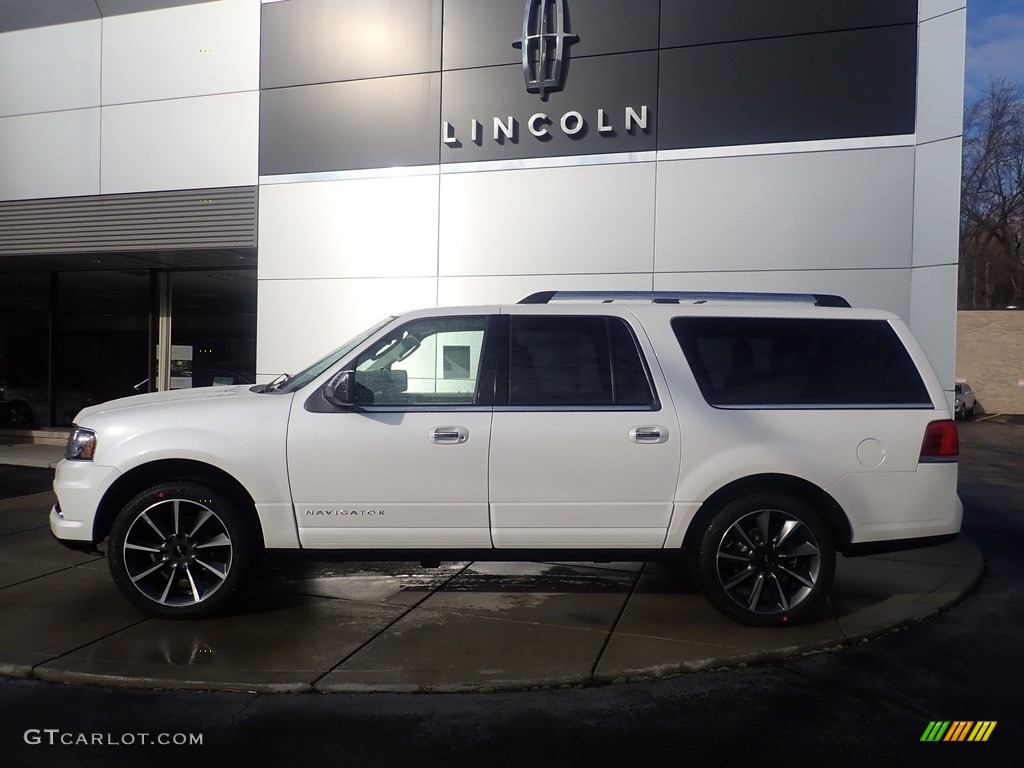White Platinum 2017 Lincoln Navigator L Reserve 4x4 Exterior Photo #145329676