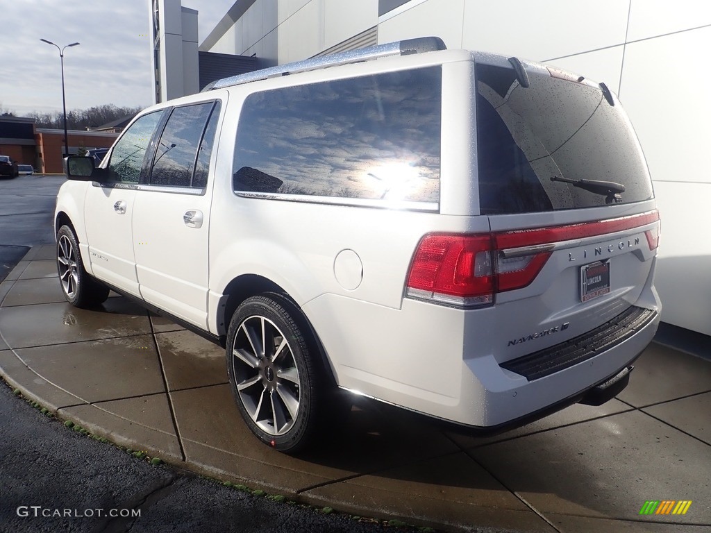 2017 Navigator L Reserve 4x4 - White Platinum / Dune photo #3