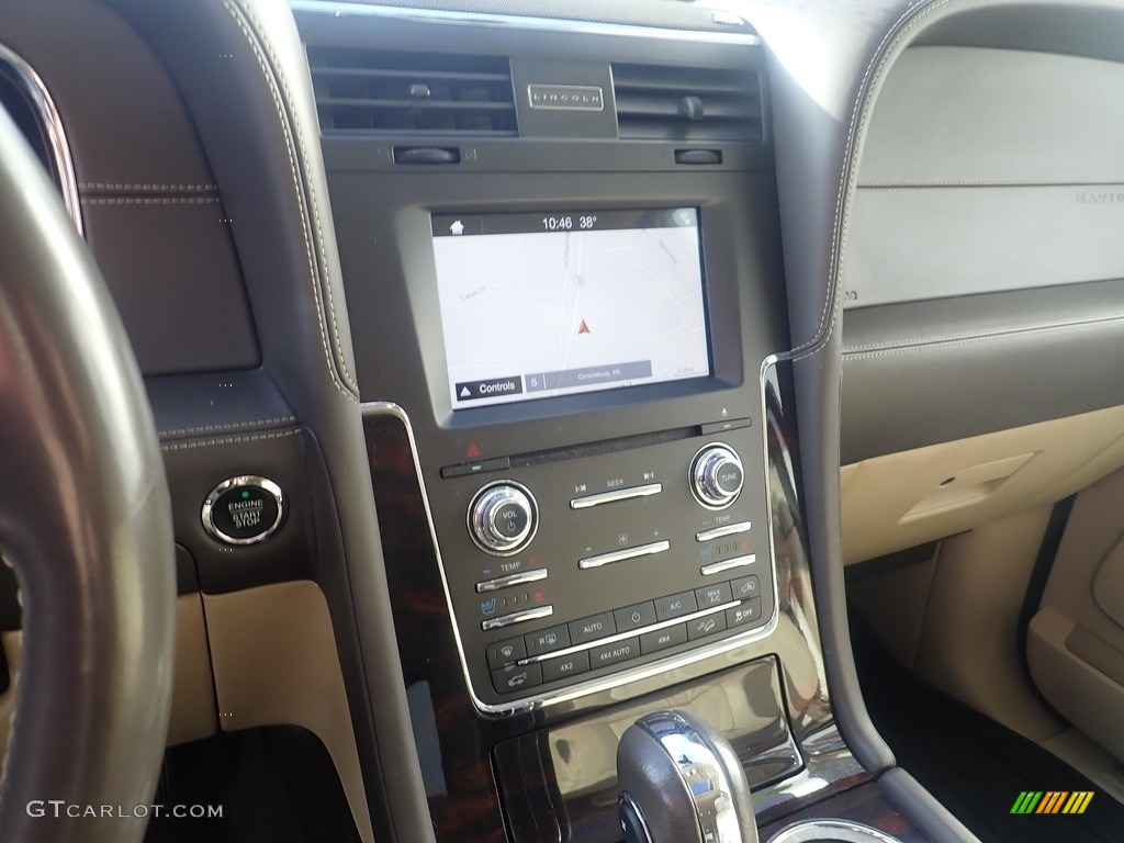 2017 Lincoln Navigator L Reserve 4x4 Controls Photos