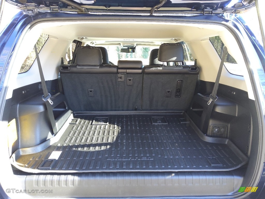 2022 4Runner SR5 Premium 4x4 - Nautical Blue Metallic / Black/Graphite photo #12