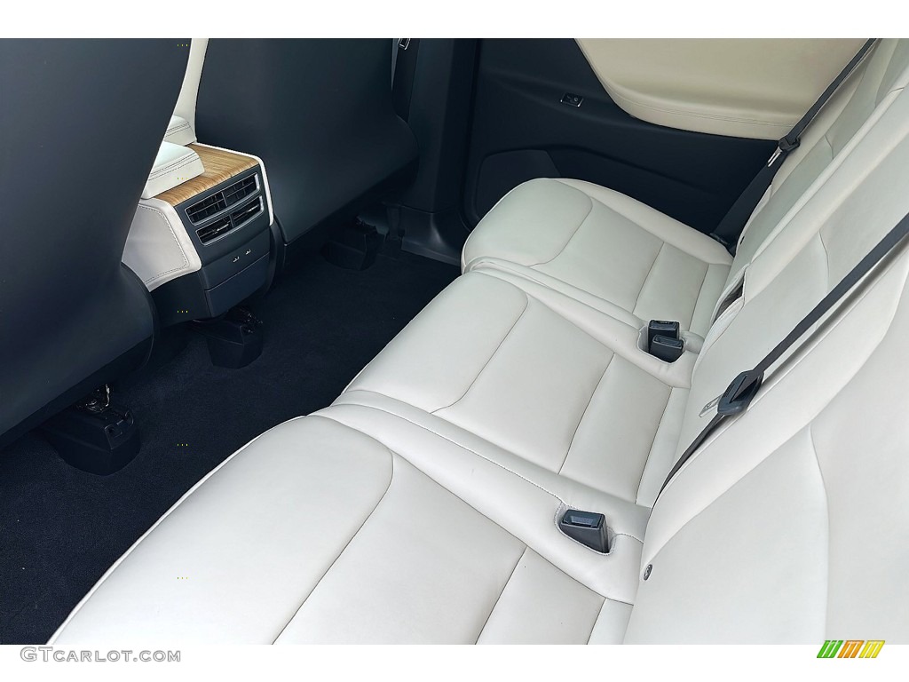 2019 Tesla Model X Standard Range Rear Seat Photos