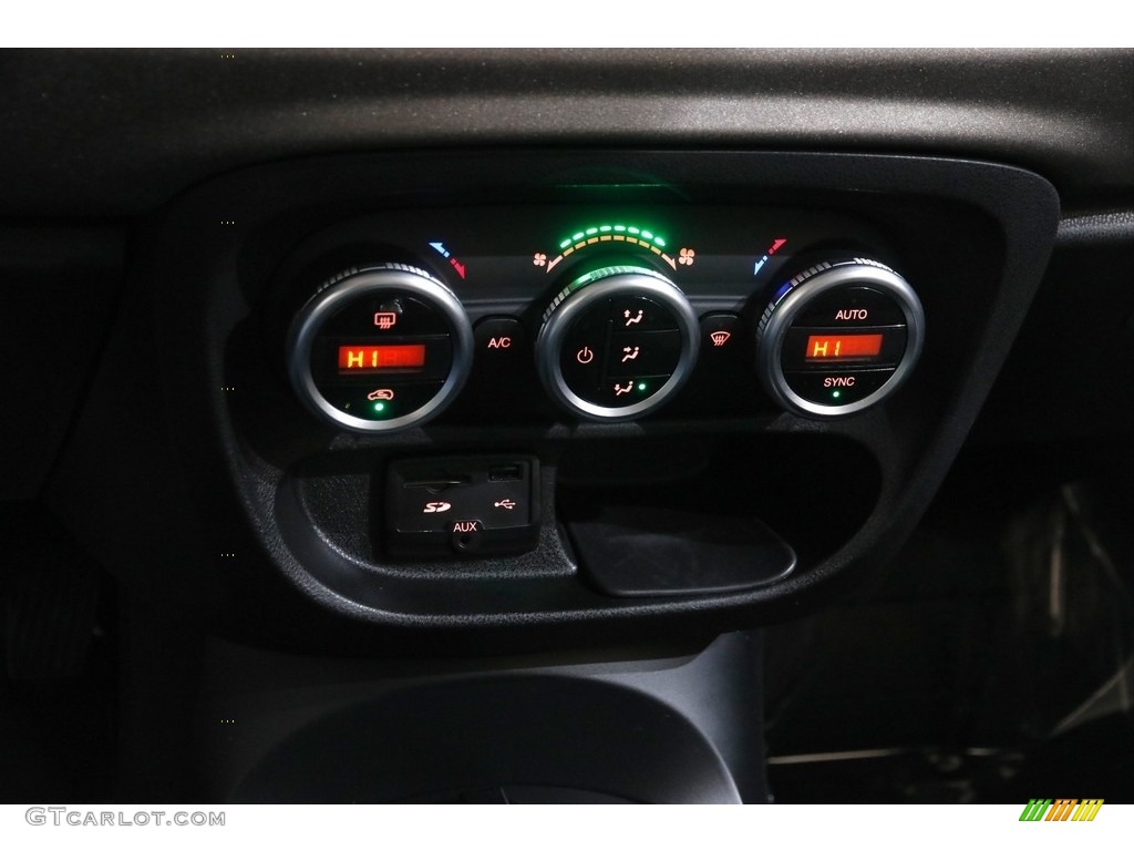 2014 500L Trekking - Nero (Black) / Black/Marrone (Black/Brown) photo #14