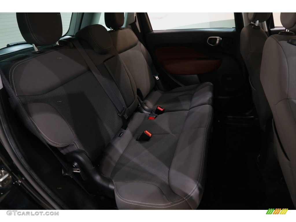 2014 500L Trekking - Nero (Black) / Black/Marrone (Black/Brown) photo #17