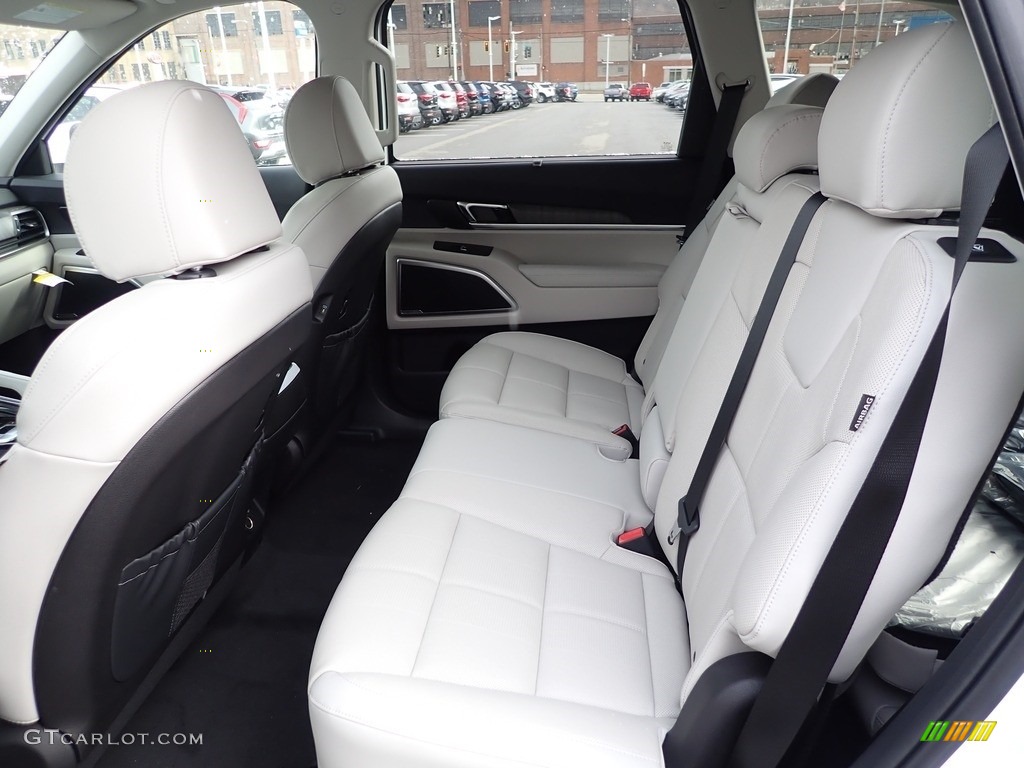 2023 Telluride EX AWD - Glacial White Pearl / Gray photo #12