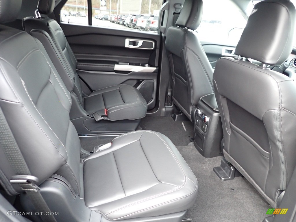 2022 Ford Explorer XLT Rear Seat Photo #145334877