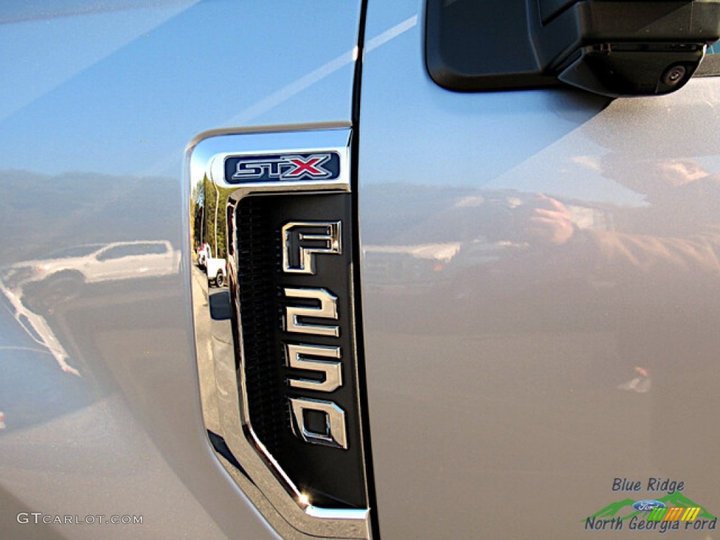 2022 F250 Super Duty XLT Crew Cab 4x4 - Iconic Silver / Medium Earth Gray photo #31