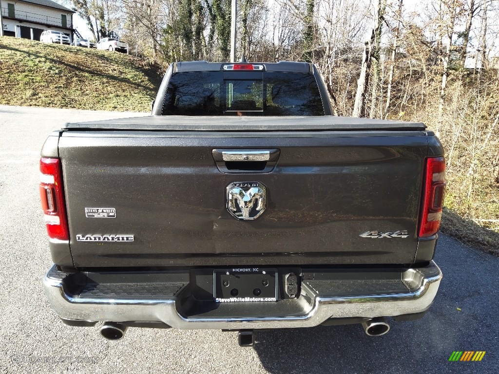 2019 1500 Laramie Quad Cab 4x4 - Granite Crystal Metallic / Black photo #8
