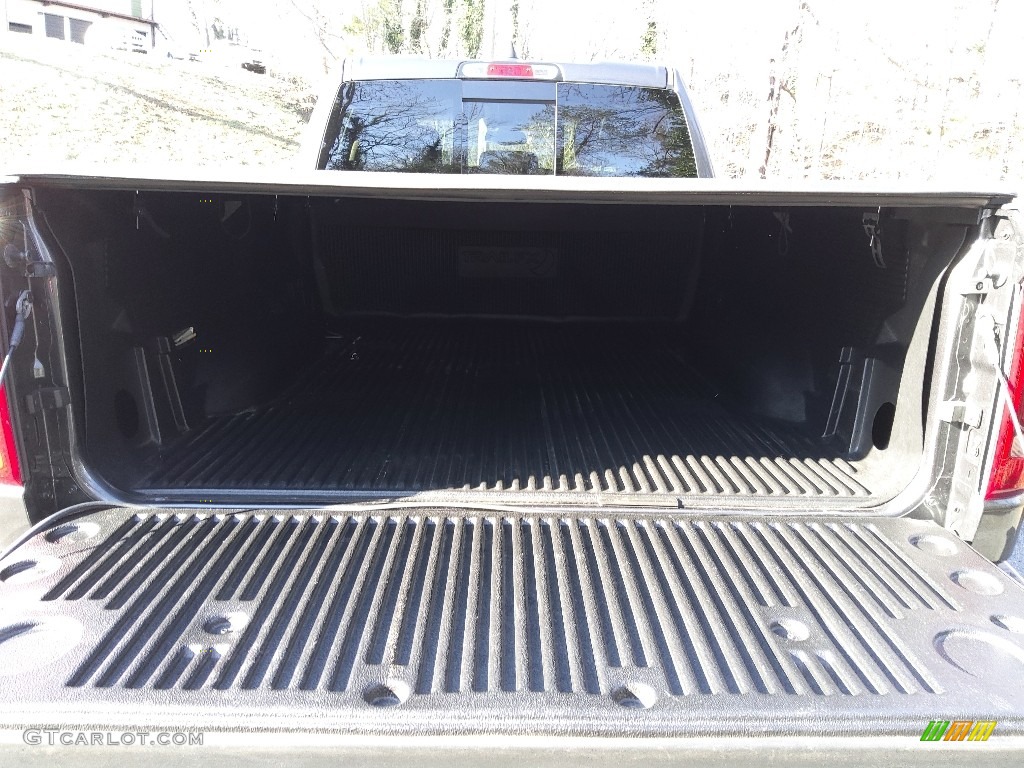 2019 1500 Laramie Quad Cab 4x4 - Granite Crystal Metallic / Black photo #10