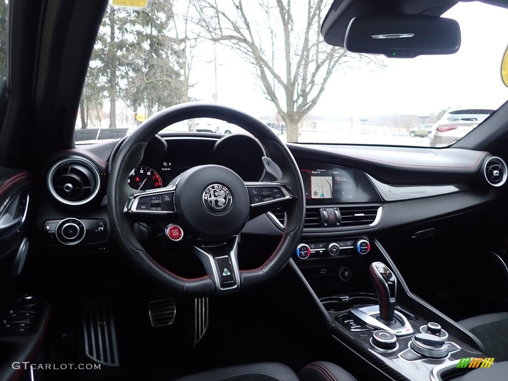 2020 Alfa Romeo Giulia TI Quadrifoglio Dashboard Photos