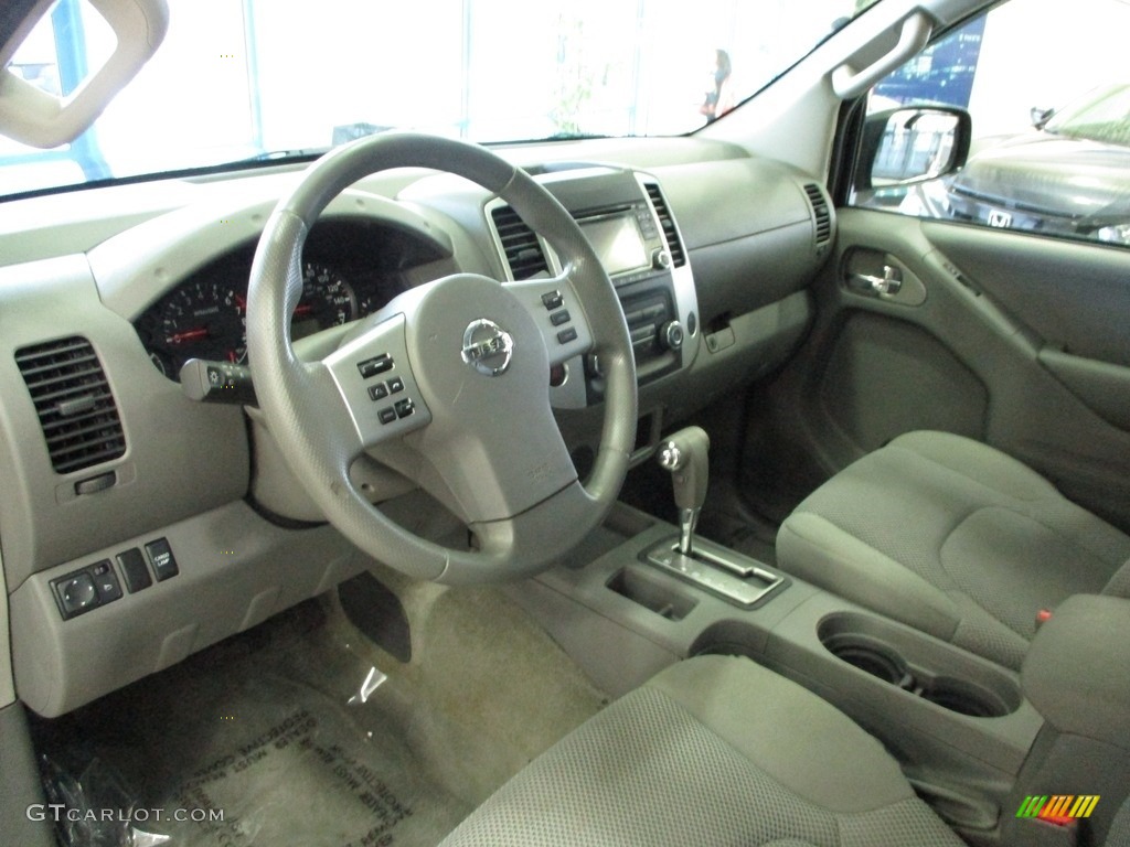 2016 Frontier SV Crew Cab - Lava Red / Graphite photo #16