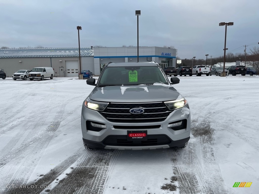 2020 Explorer XLT 4WD - Iconic Silver Metallic / Ebony photo #2