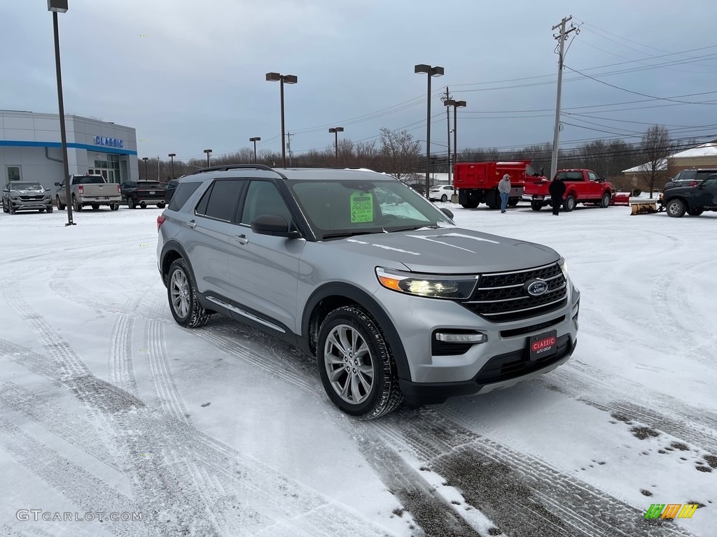 2020 Explorer XLT 4WD - Iconic Silver Metallic / Ebony photo #3