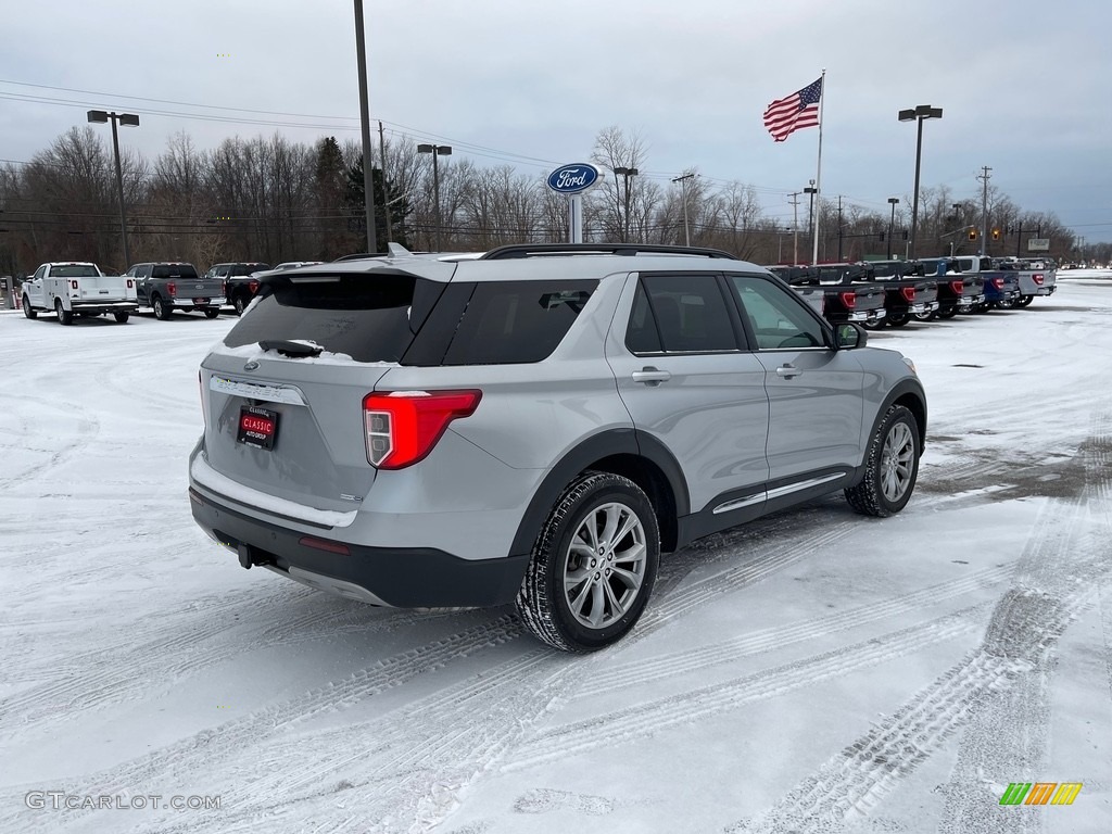 2020 Explorer XLT 4WD - Iconic Silver Metallic / Ebony photo #5